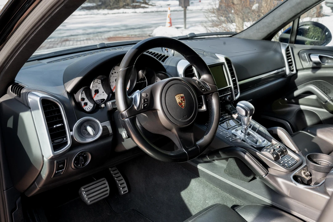 2014 Porsche 958 Cayenne Turbo - Image 28 of 31