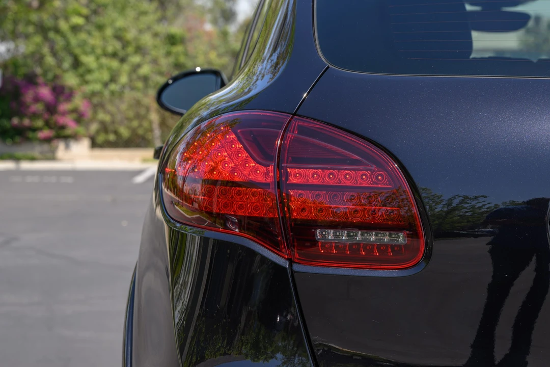 2014 Porsche 958 Cayenne Turbo - Image 24 of 31