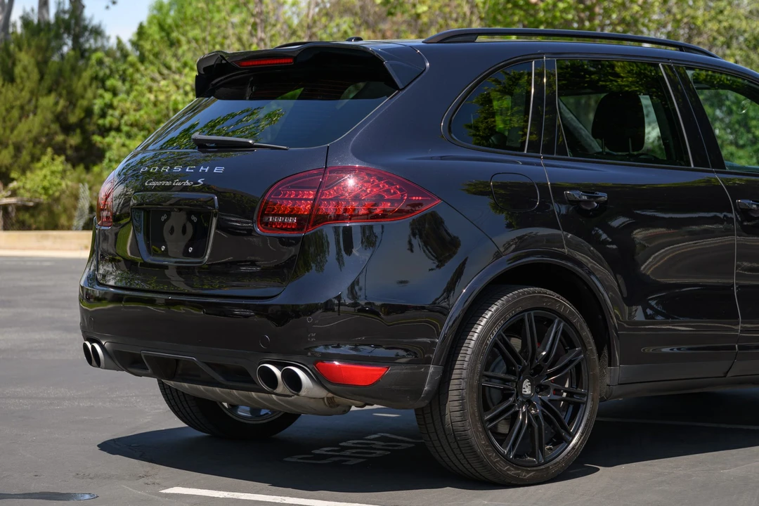 2014 Porsche 958 Cayenne Turbo - Image 30 of 31