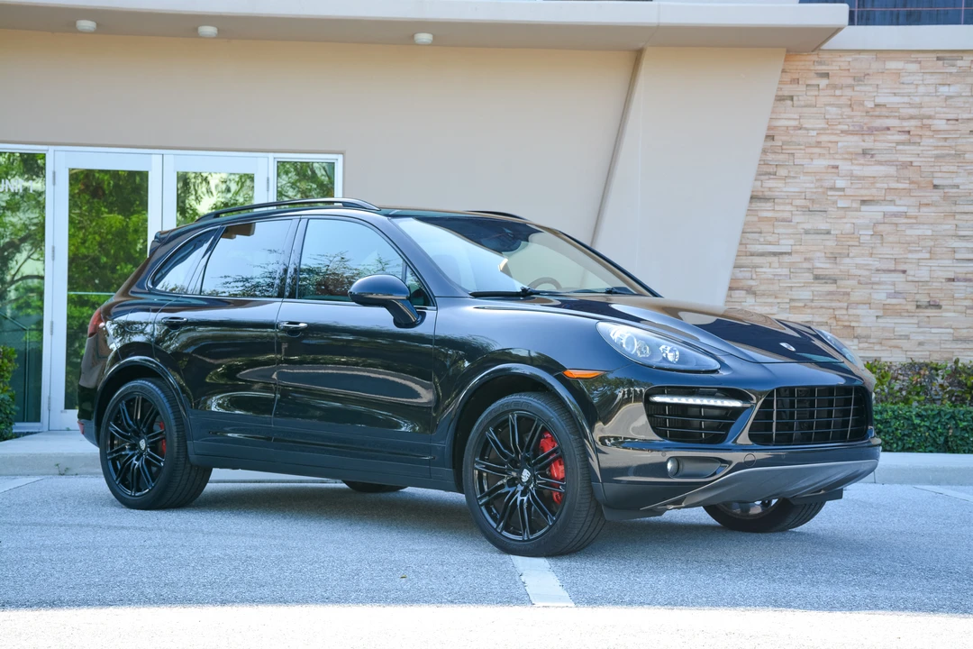 2014 Porsche 958 Cayenne Turbo S - Image 6 of 31