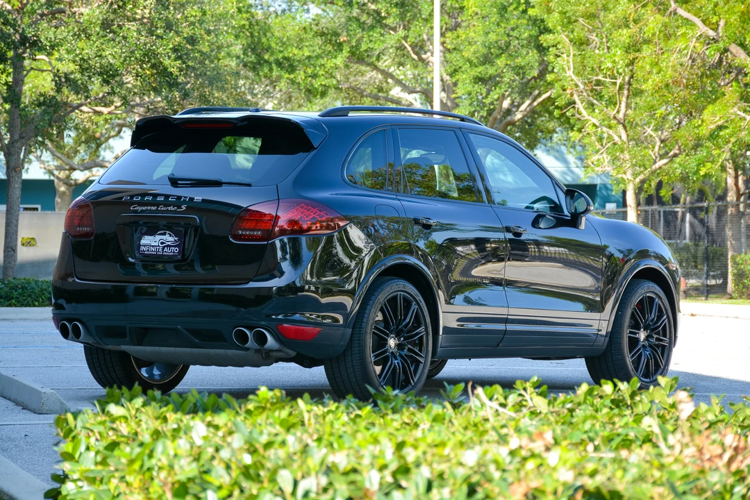 2014 Porsche 958 Cayenne Turbo S - Image 13 of 31