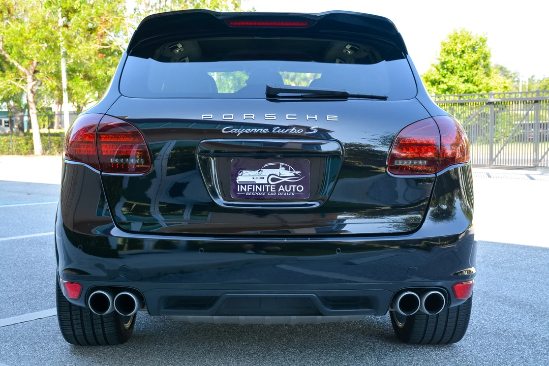 2014 Porsche 958 Cayenne Turbo S - Image 12 of 31