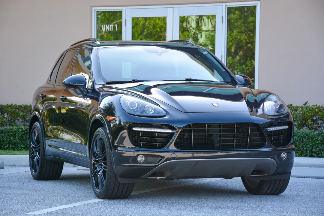 2014 Porsche 958 Cayenne Turbo S - Image 4 of 31