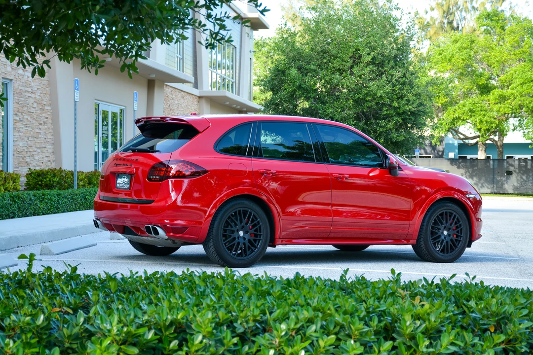 2014 Porsche 958 Cayenne Turbo S - Image 16 of 31