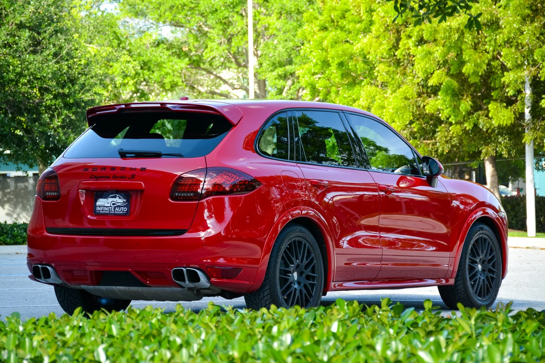 2014 Porsche 958 Cayenne Turbo S - Image 15 of 31