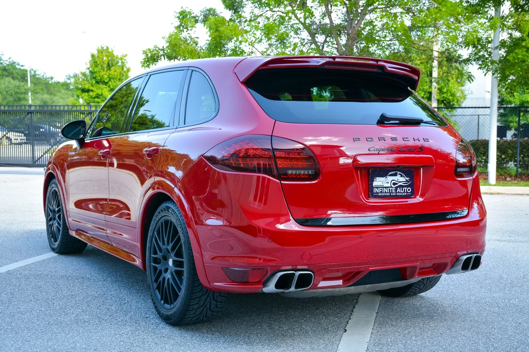 2014 Porsche 958 Cayenne Turbo S - Image 12 of 31