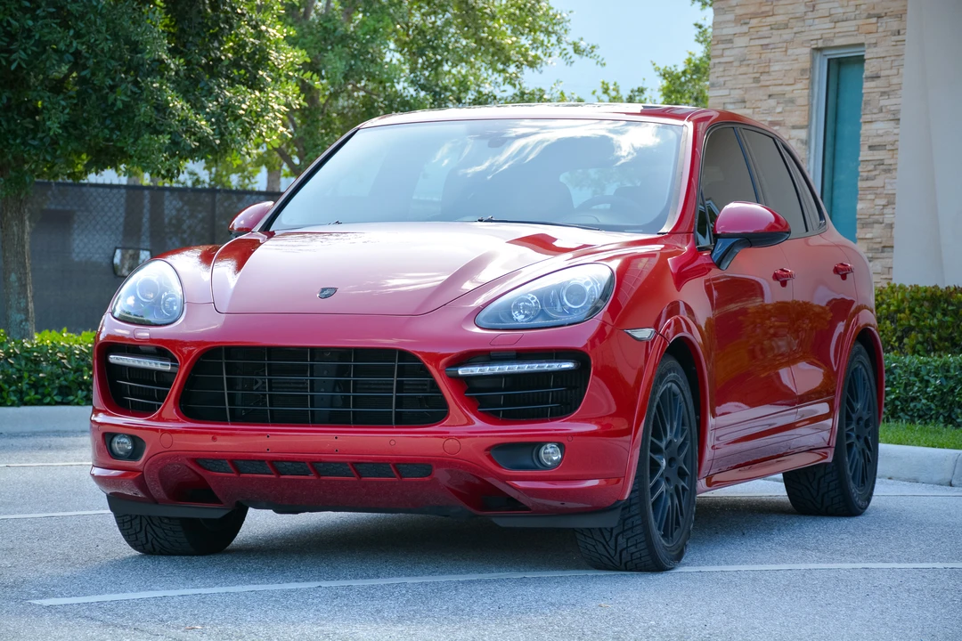 2014 Porsche 958 Cayenne Turbo S - Image 7 of 31