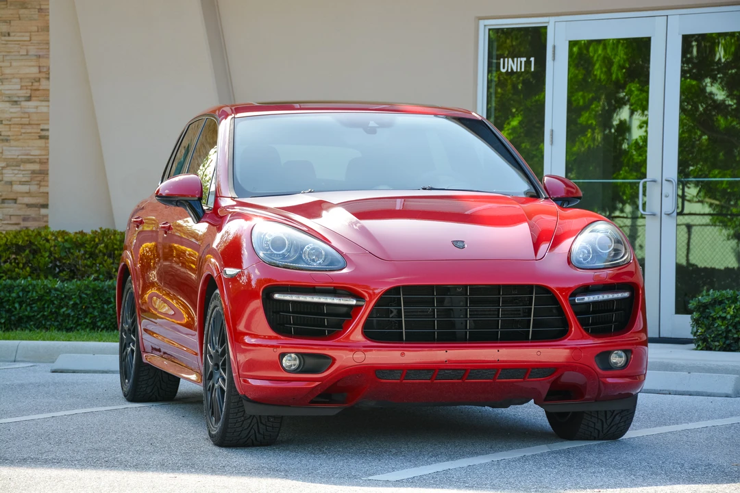 2014 Porsche 958 Cayenne Turbo S - Image 5 of 31