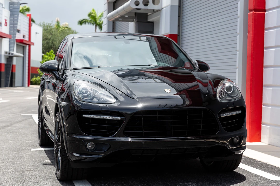 2014 Porsche 958 Cayenne Turbo - Image 3 of 31