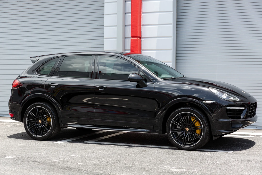 2014 Porsche 958 Cayenne Turbo - Image 9 of 31