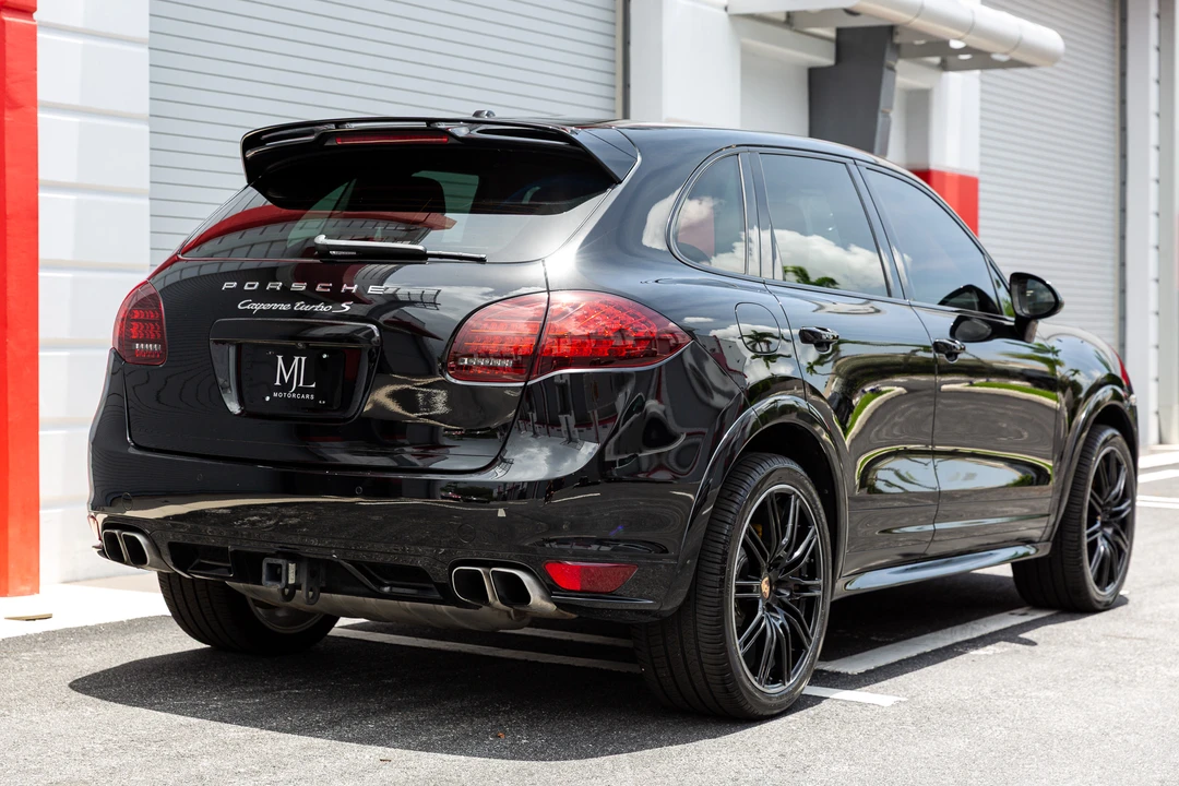 2014 Porsche 958 Cayenne Turbo - Image 16 of 31
