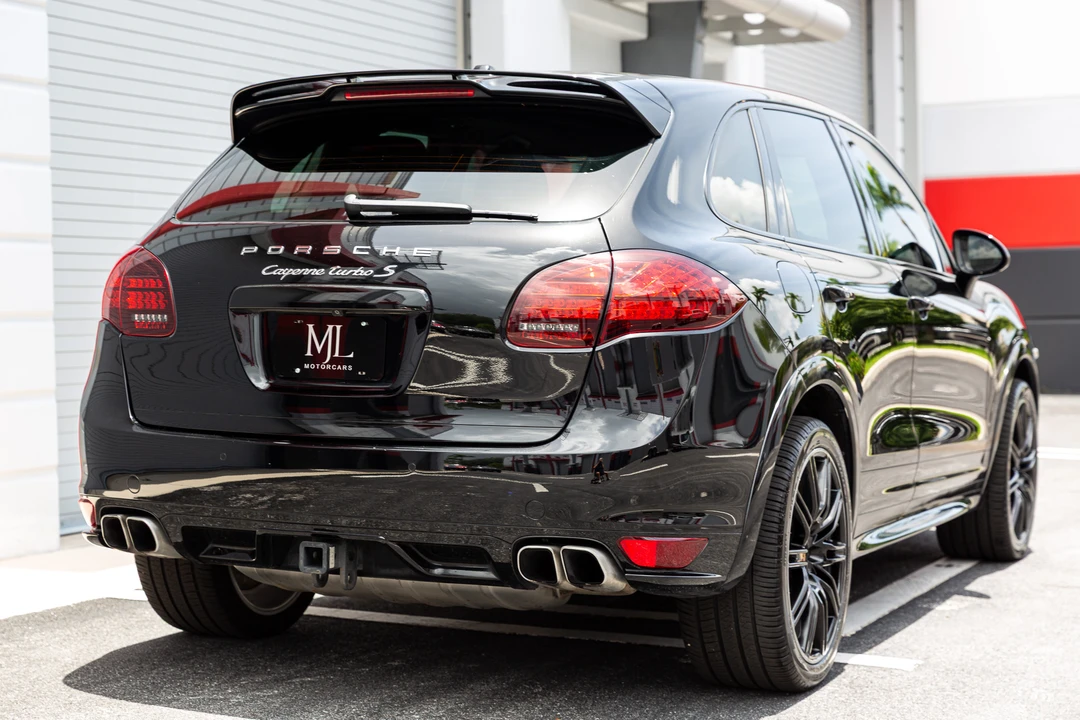 2014 Porsche 958 Cayenne Turbo - Image 17 of 31