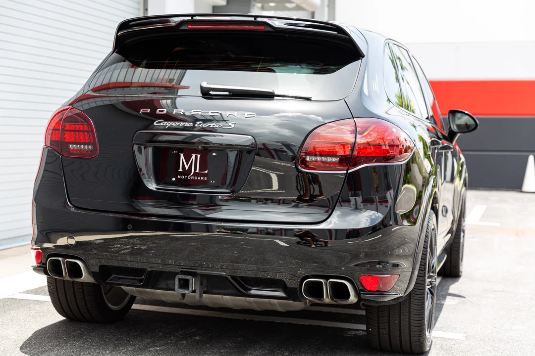 2014 Porsche 958 Cayenne Turbo - Image 18 of 31