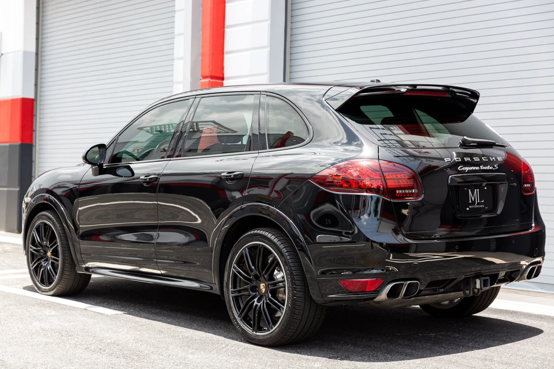 2014 Porsche 958 Cayenne Turbo - Image 25 of 31