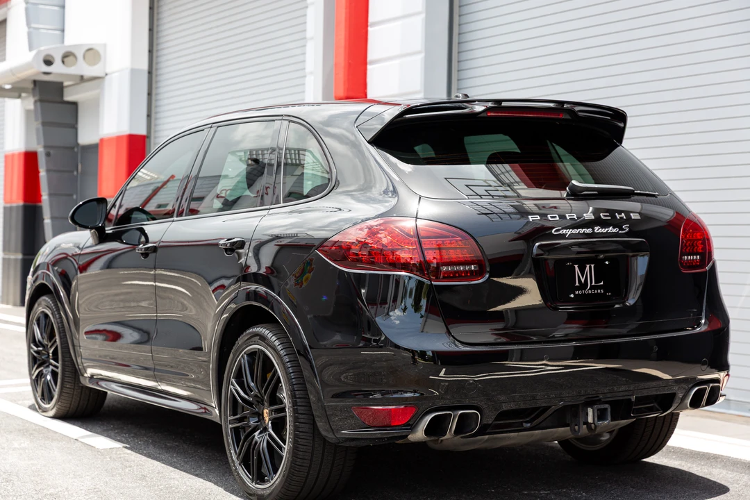 2014 Porsche 958 Cayenne Turbo - Image 24 of 31