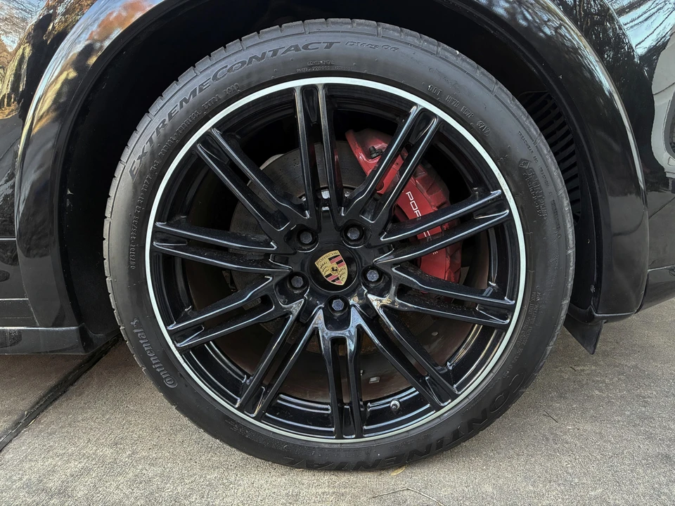 2014 Porsche 958 Cayenne Turbo S - Image 18 of 24