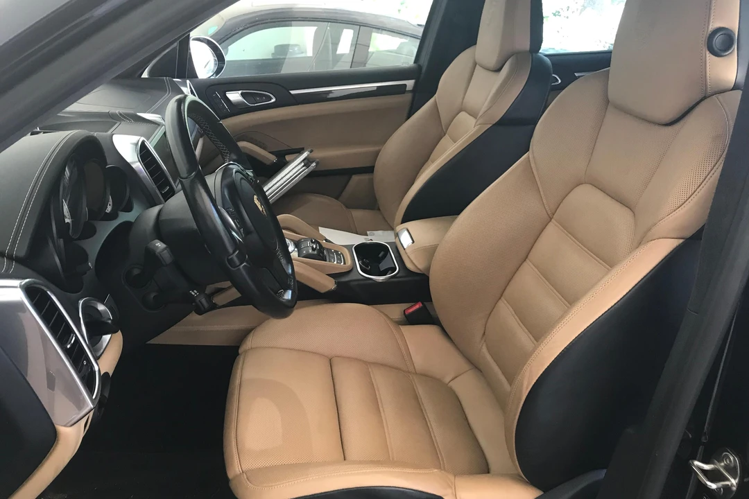 2014 Porsche 958 Cayenne Turbo S - Image 22 of 24