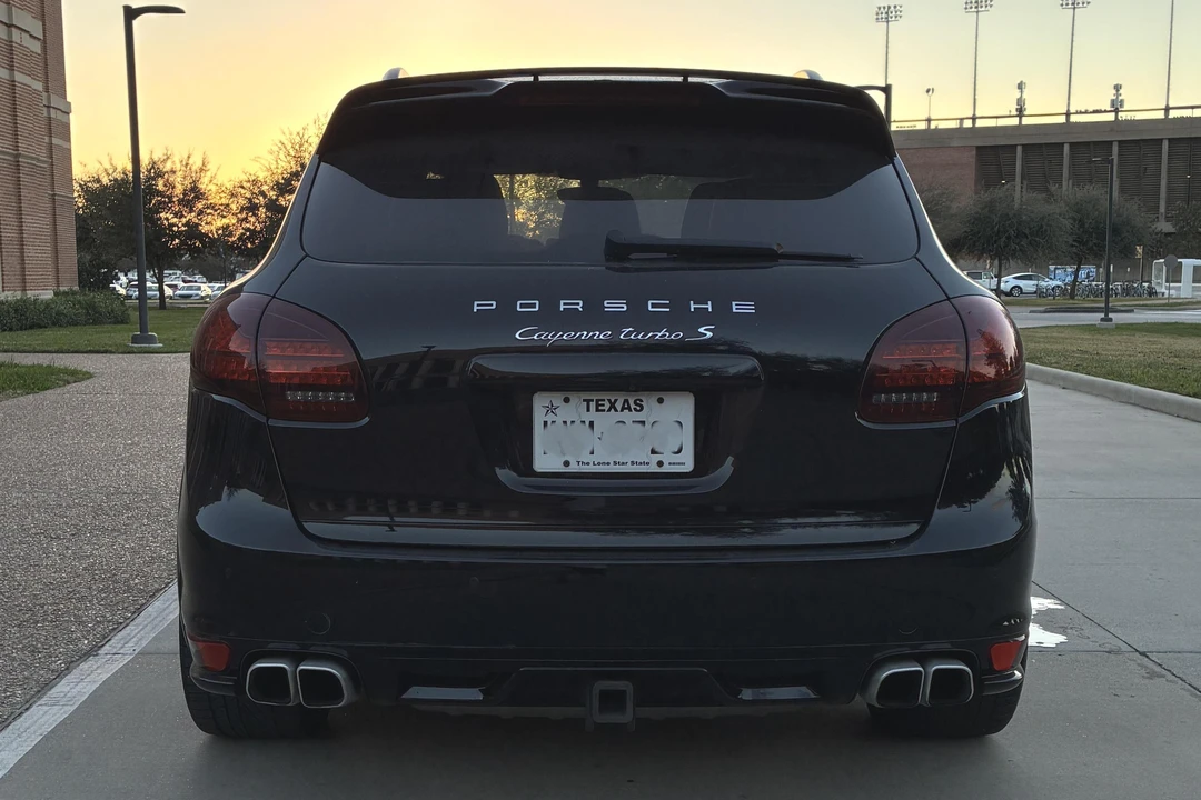 2014 Porsche 958 Cayenne Turbo S - Image 5 of 24
