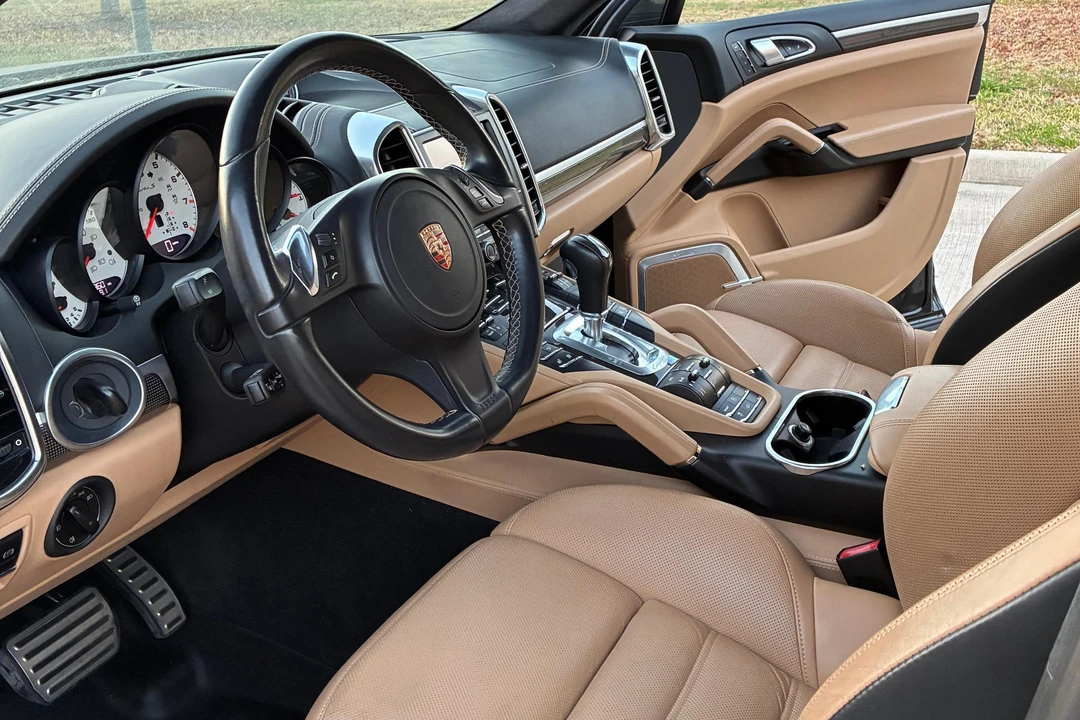 2014 Porsche 958 Cayenne Turbo S - Image 21 of 24