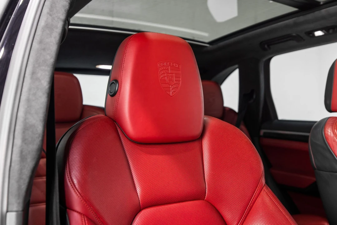 2014 Porsche 958 Cayenne Turbo - Image 11 of 15