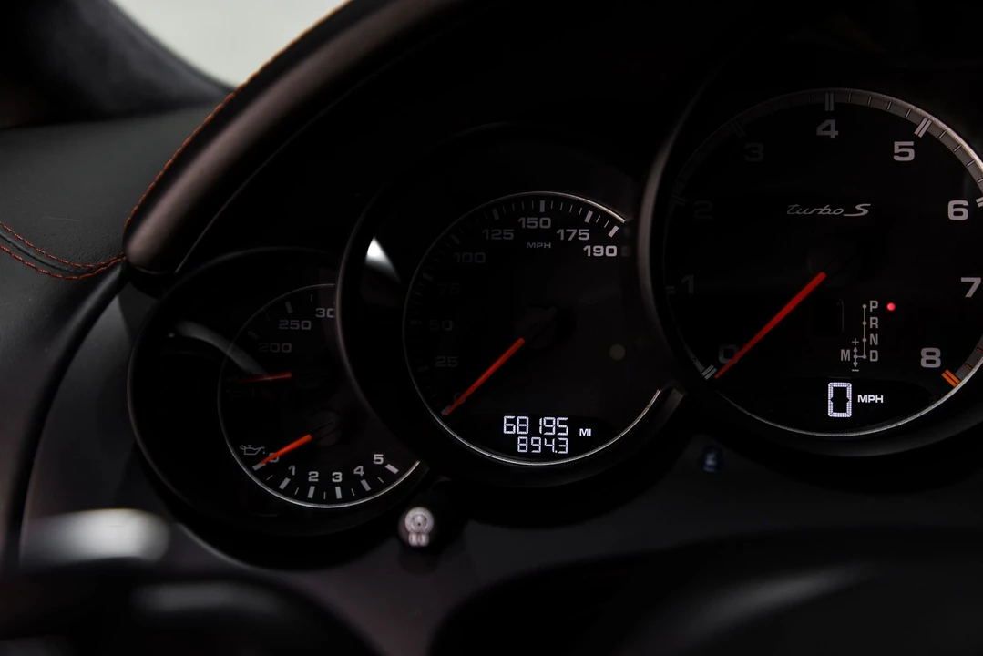 2014 Porsche 958 Cayenne Turbo - Image 14 of 15