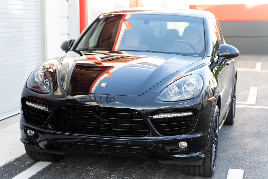 2014 Porsche 958 Cayenne Turbo S - Image 5 of 31