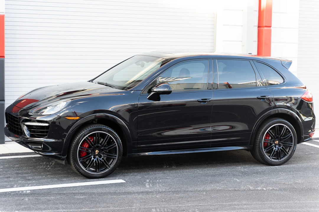 2014 Porsche 958 Cayenne Turbo S - Image 27 of 31