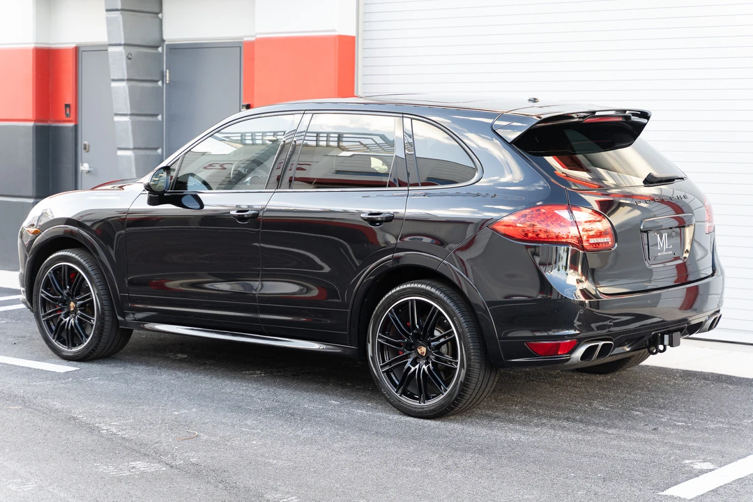 2014 Porsche 958 Cayenne Turbo S - Image 23 of 31