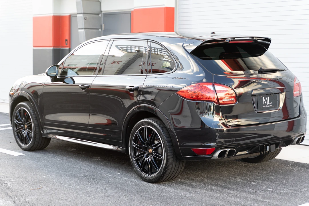 2014 Porsche 958 Cayenne Turbo S - Image 22 of 31