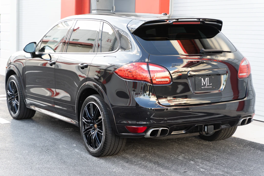 2014 Porsche 958 Cayenne Turbo S - Image 21 of 31