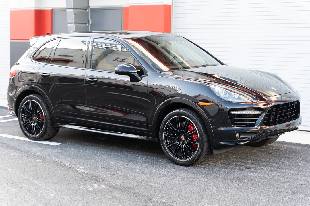 2014 Porsche 958 Cayenne Turbo S - Image 10 of 31