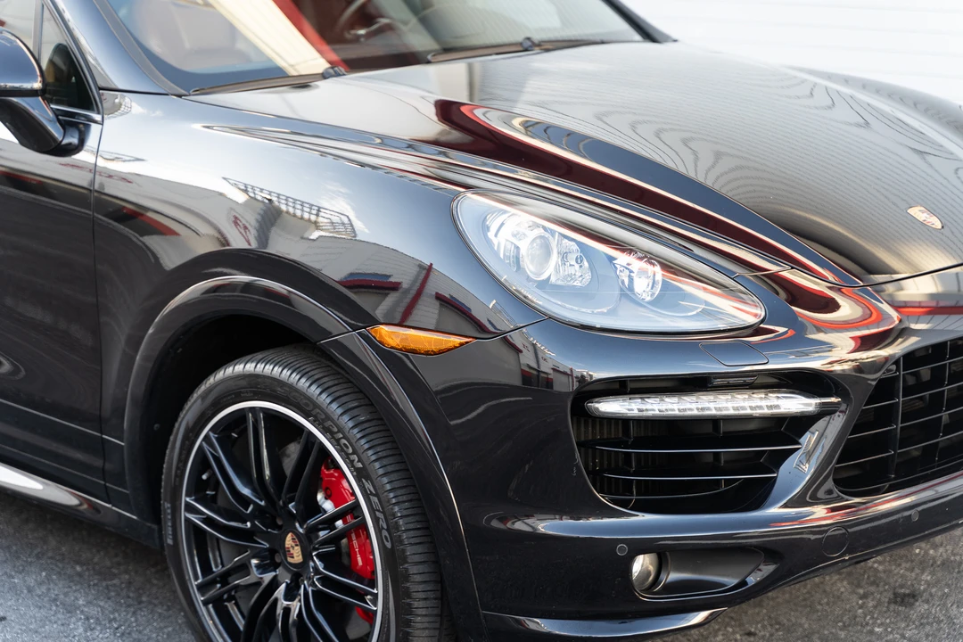 2014 Porsche 958 Cayenne Turbo S - Image 29 of 31