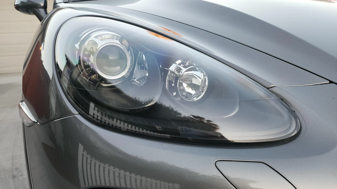 2014 Porsche 958 Cayenne Turbo - Image 14 of 31