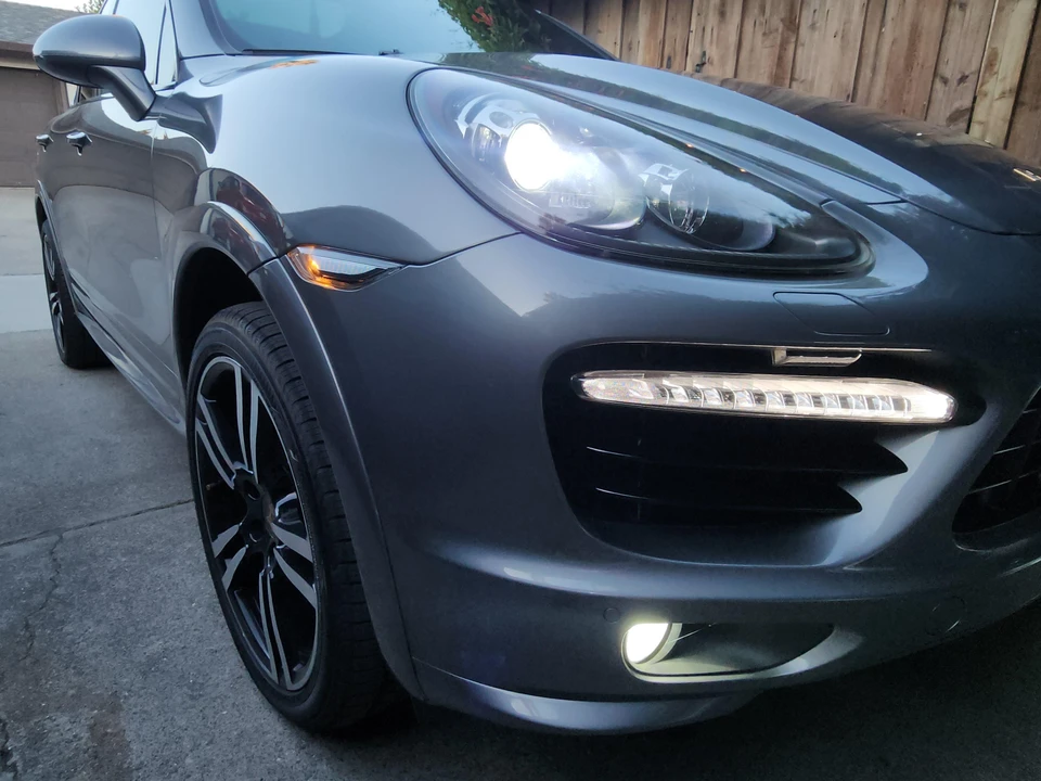 2014 Porsche 958 Cayenne Turbo - Image 13 of 31