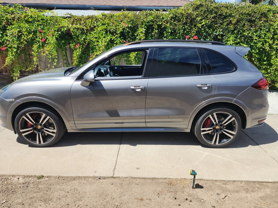 2014 Porsche 958 Cayenne Turbo - Image 8 of 31