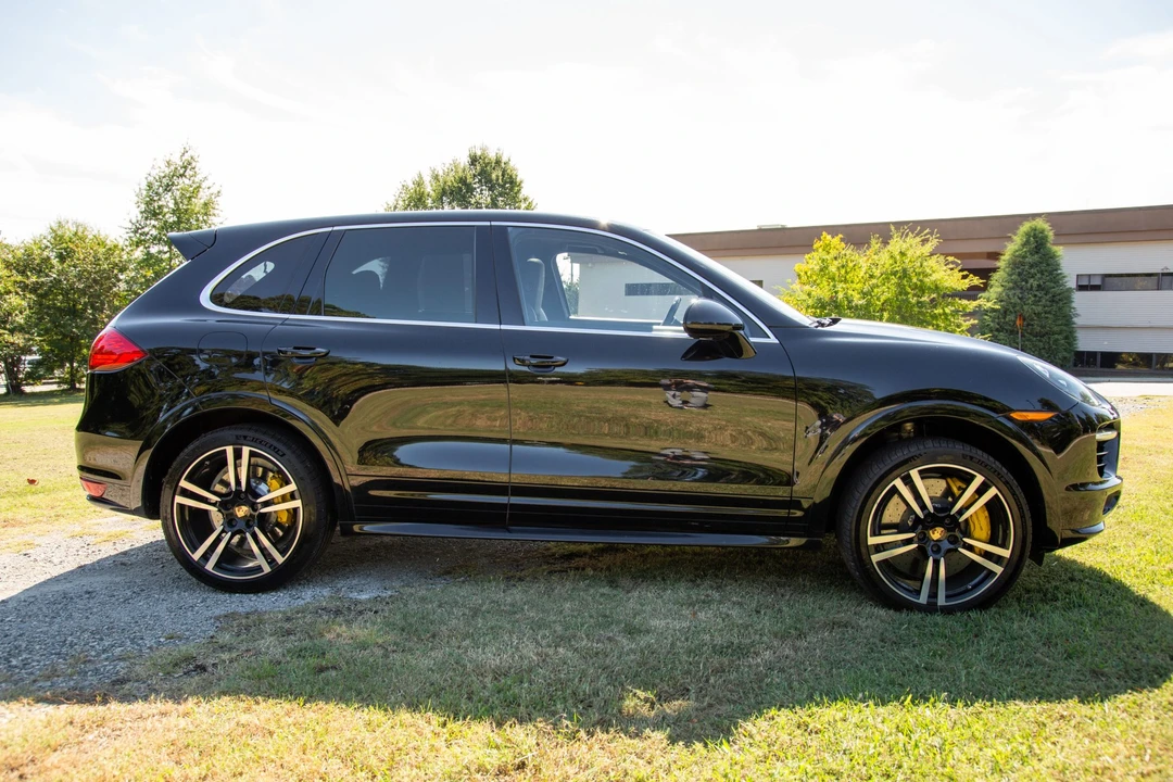2014 Porsche 958 Cayenne Turbo - Image 5 of 31