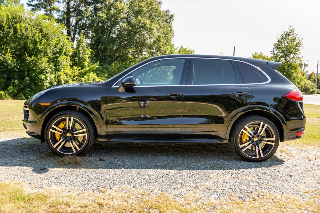 2014 Porsche 958 Cayenne Turbo - Image 9 of 31