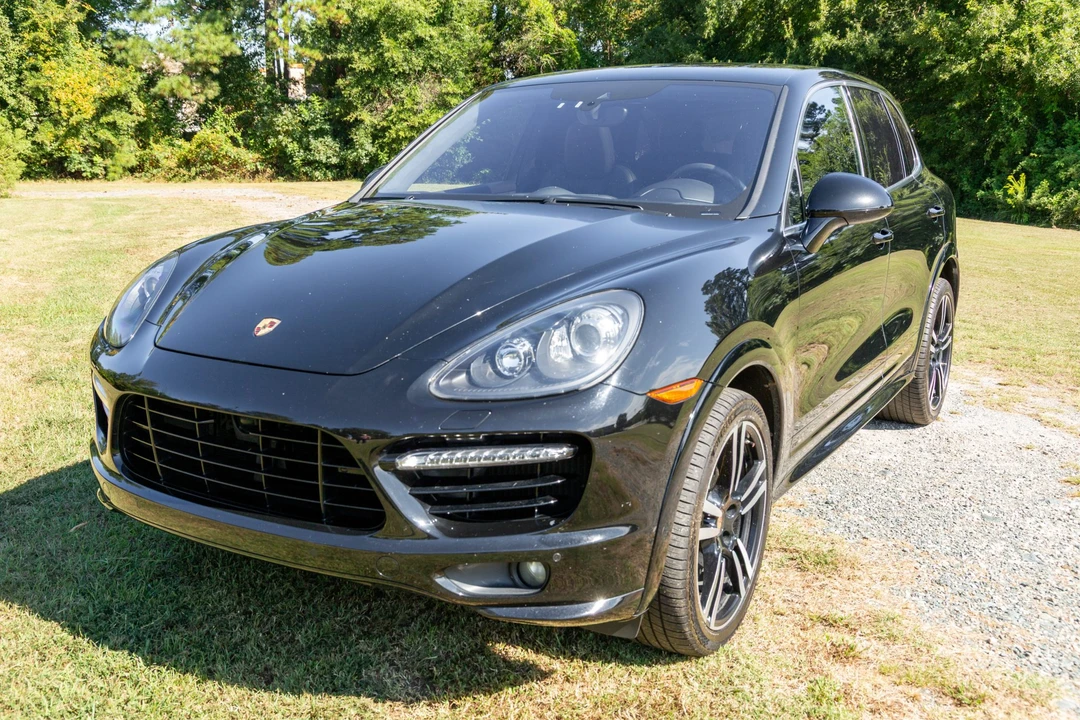 2014 Porsche 958 Cayenne Turbo - Image 2 of 31