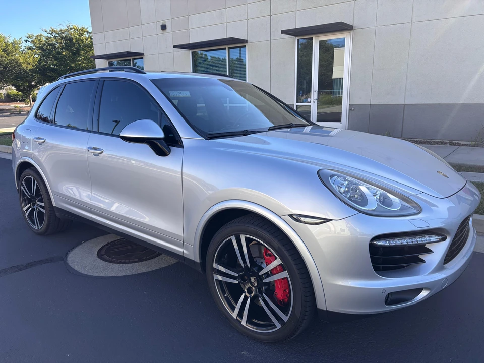 2014 Porsche 958 Cayenne Turbo S - Image 13 of 31