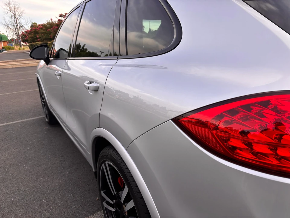 2014 Porsche 958 Cayenne Turbo S - Image 18 of 31