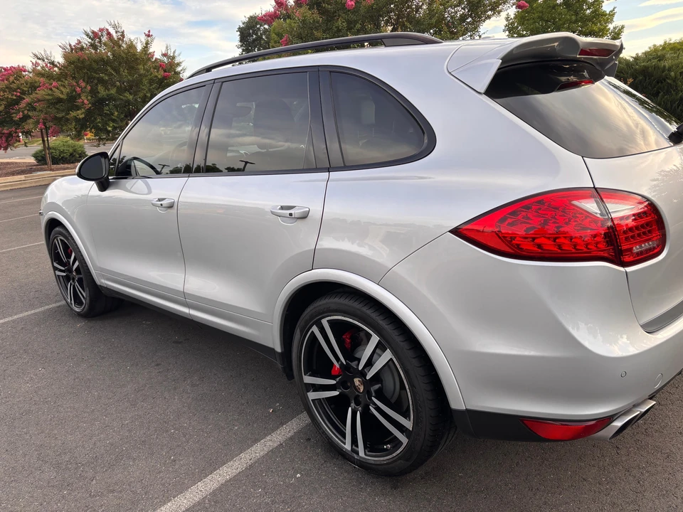 2014 Porsche 958 Cayenne Turbo S - Image 17 of 31
