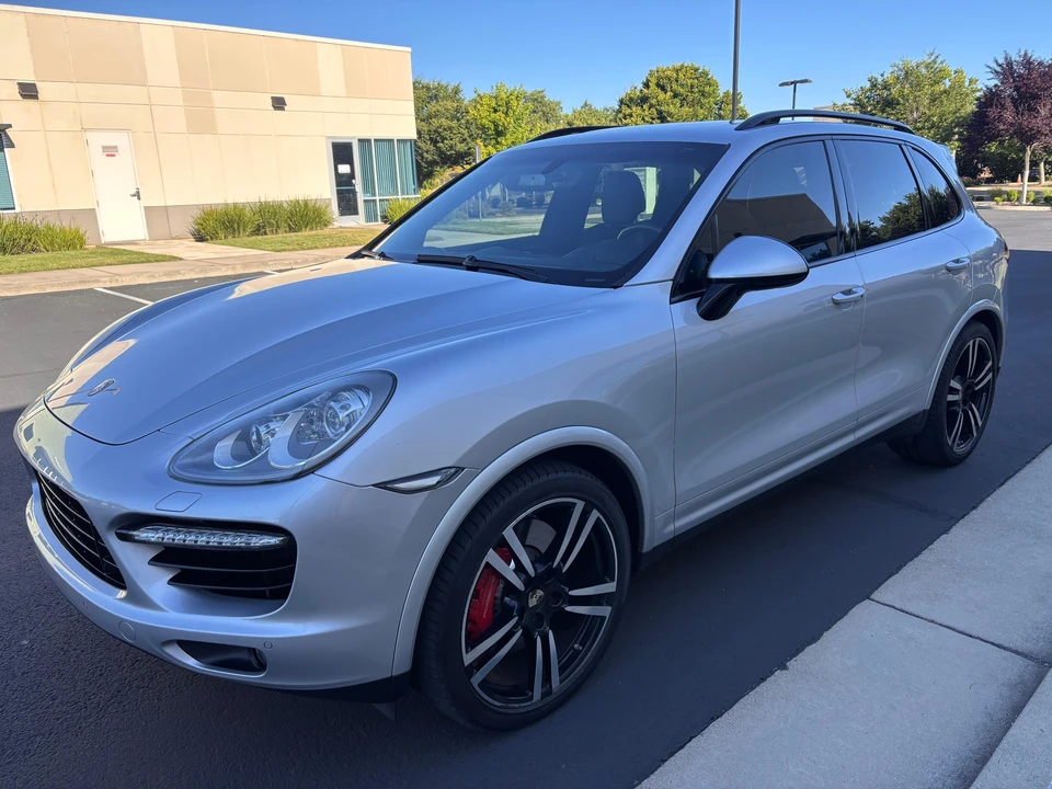 2014 Porsche 958 Cayenne Turbo S - Image 6 of 31