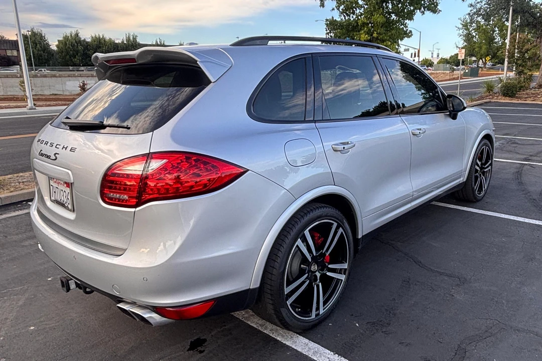 2014 Porsche 958 Cayenne Turbo S - Image 4 of 31