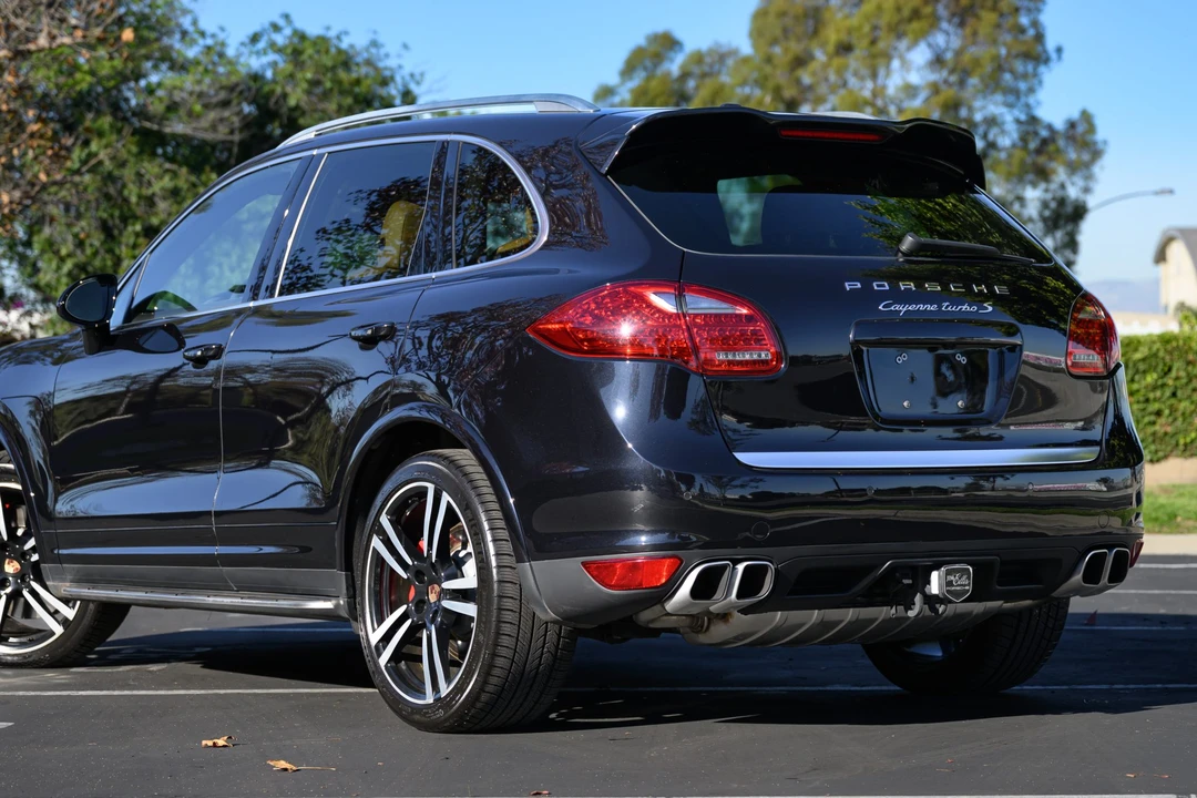 2014 Porsche 958 Cayenne Turbo - Image 8 of 31