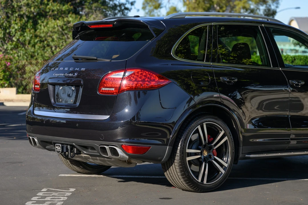 2014 Porsche 958 Cayenne Turbo - Image 24 of 31