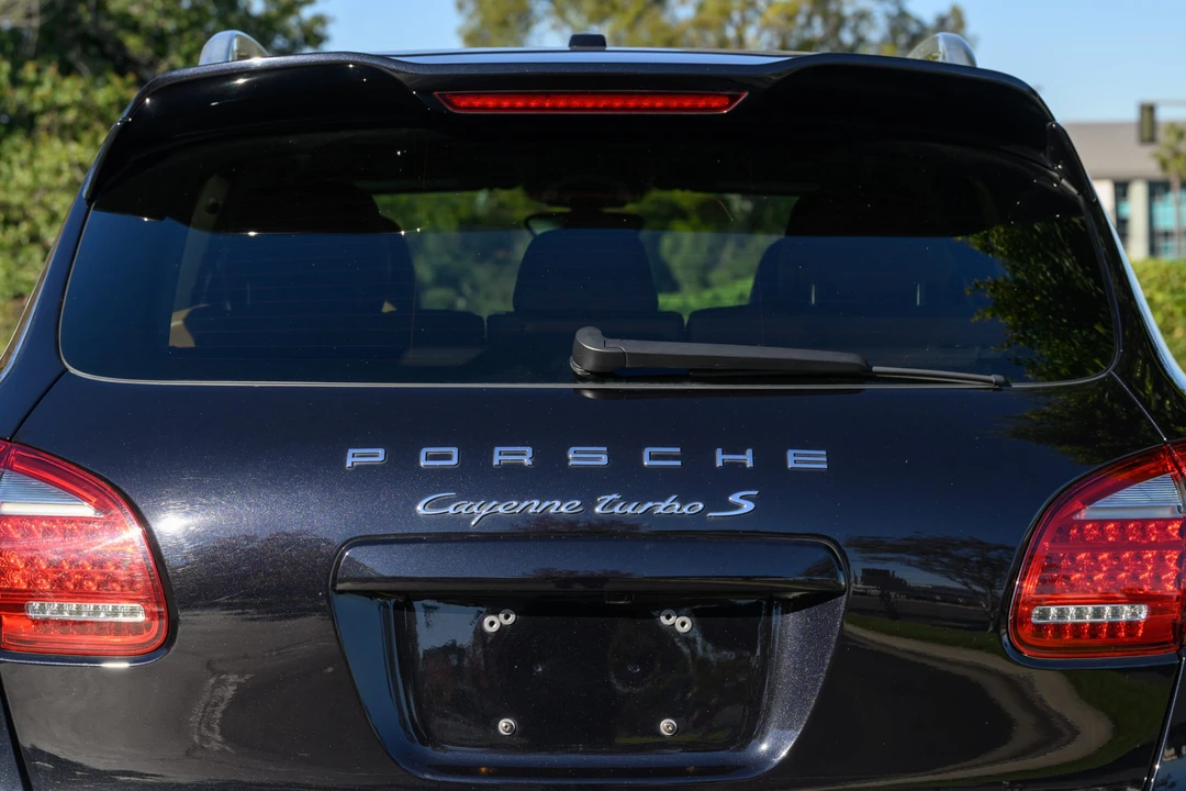 2014 Porsche 958 Cayenne Turbo - Image 25 of 31