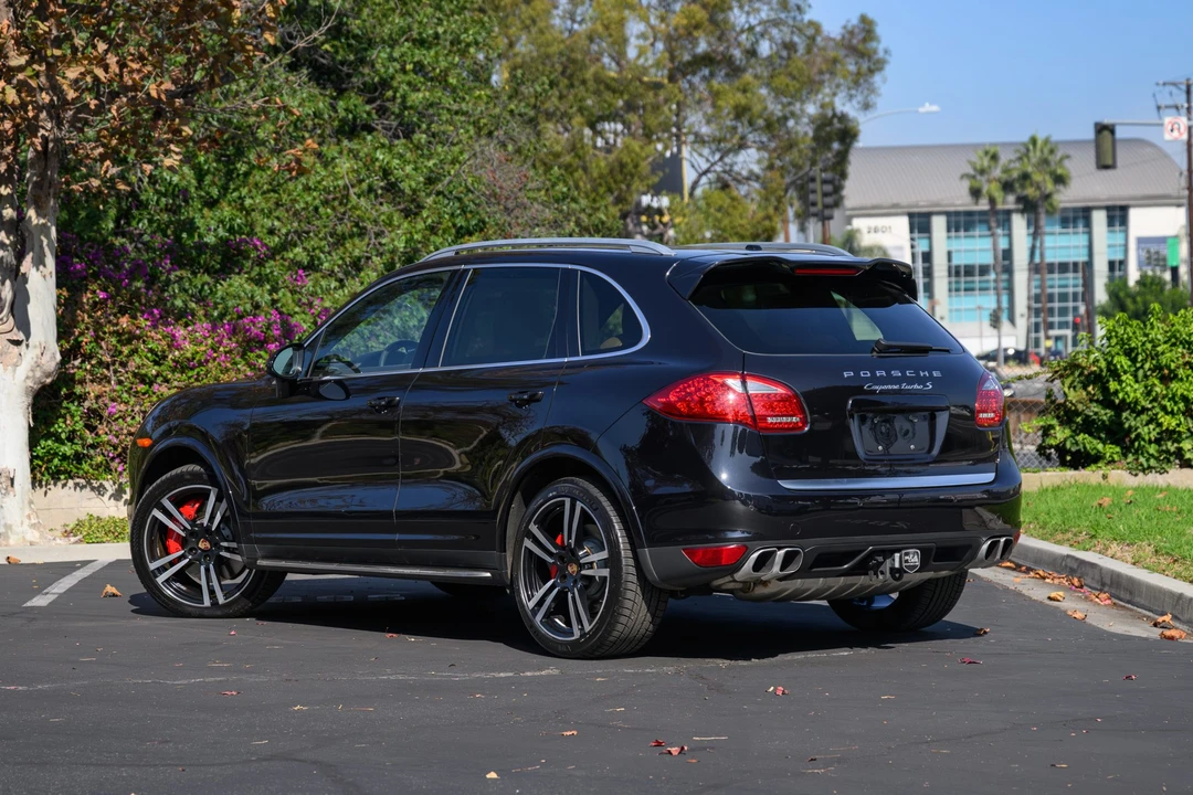 2014 Porsche 958 Cayenne Turbo - Image 6 of 31