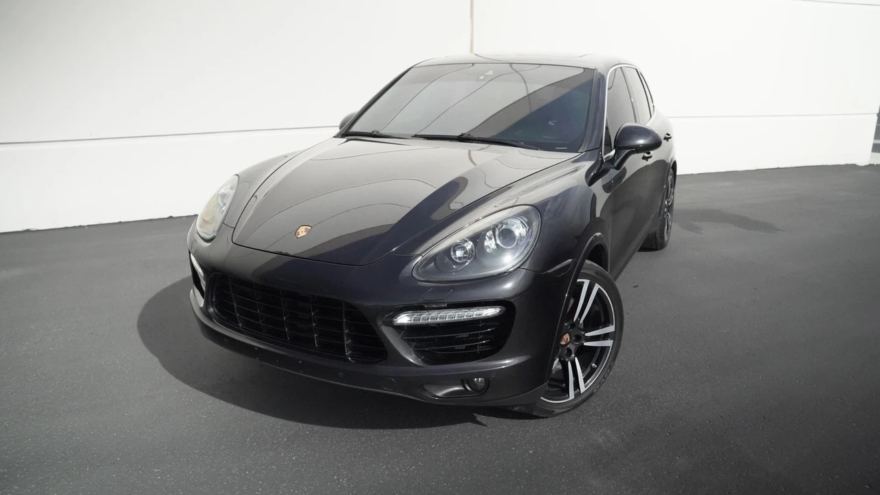 2014 Porsche 958 Cayenne Turbo - Image 3 of 31