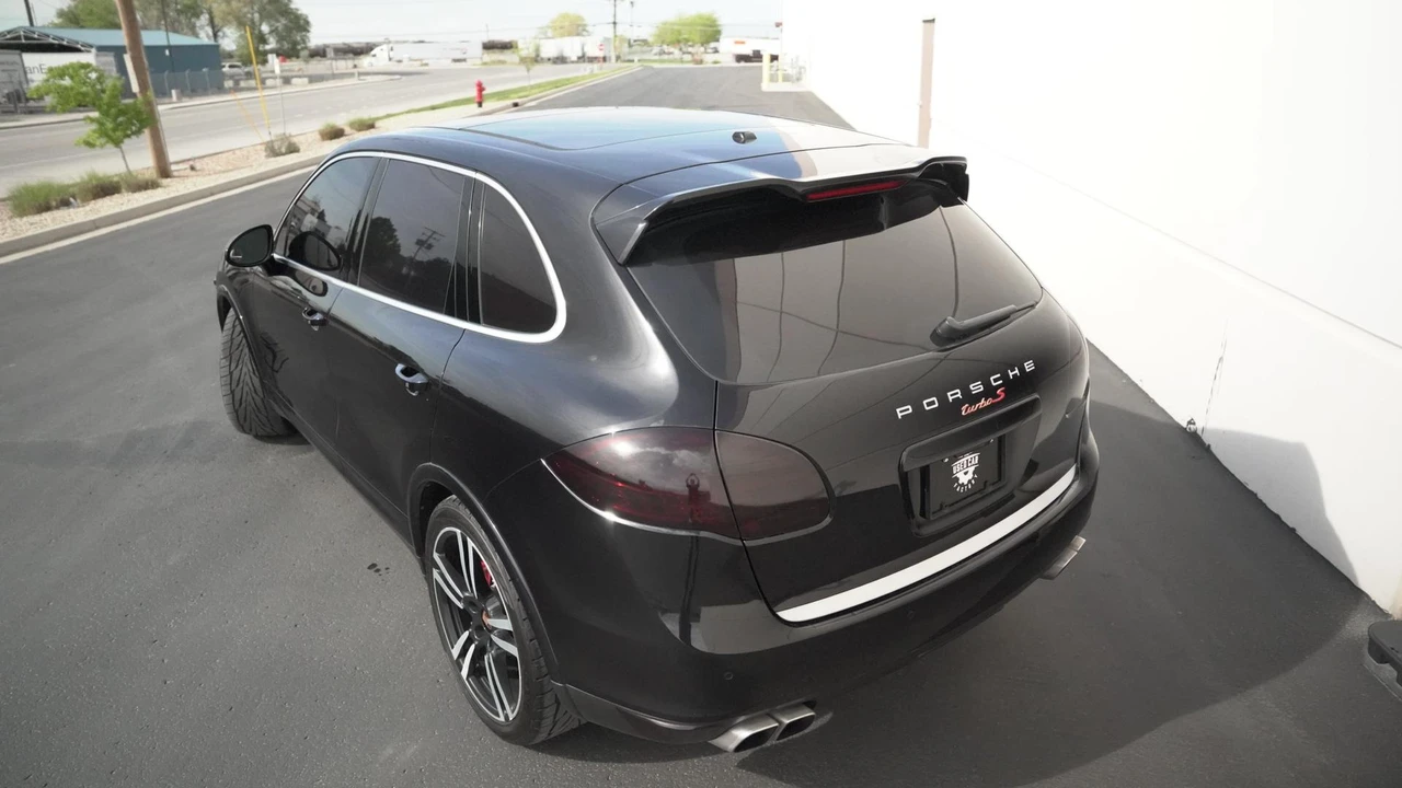 2014 Porsche 958 Cayenne Turbo - Image 10 of 31