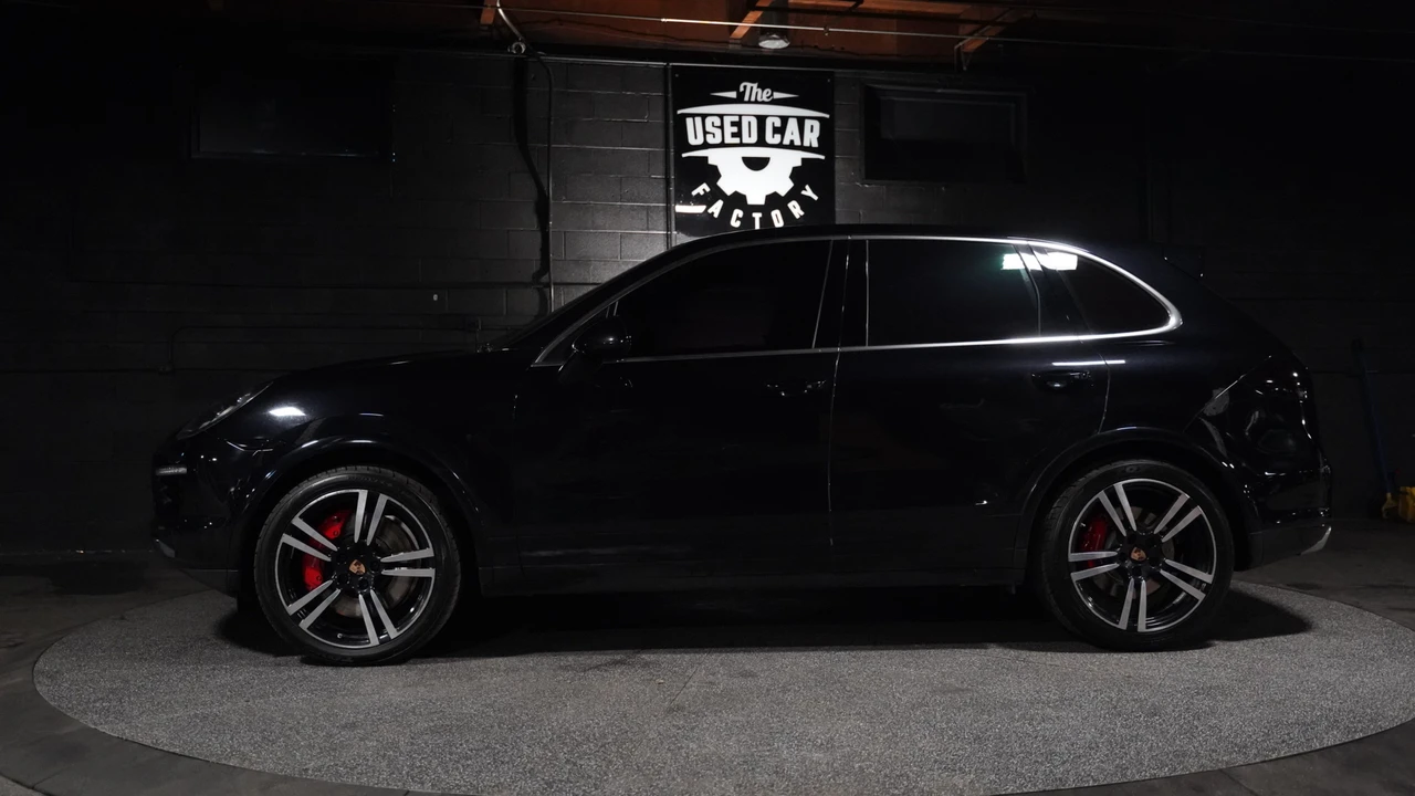 2014 Porsche 958 Cayenne Turbo - Image 18 of 31